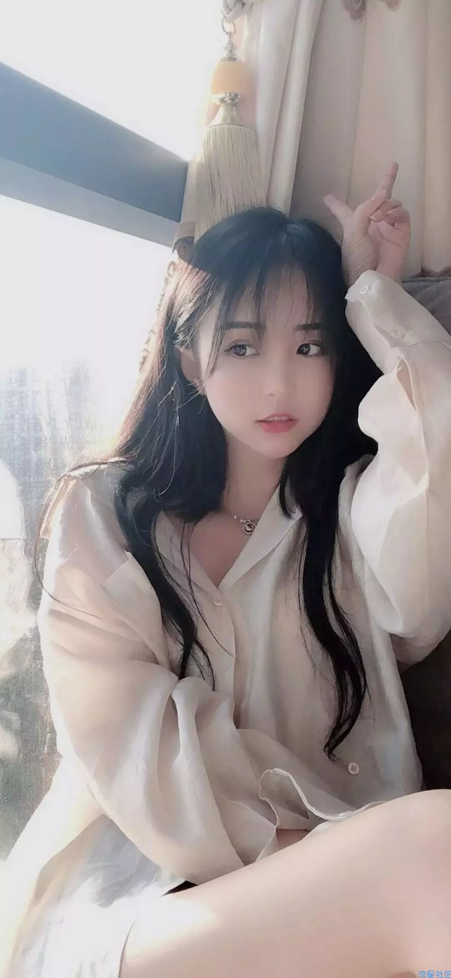 【手机美化】漂亮小姐姐 华为主题10.0